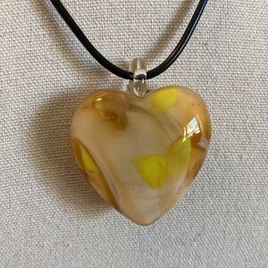 Elegant Heart-Shaped Glass Pendant Necklace